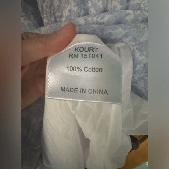 Pattern cut out dress - Picture 14 of 14